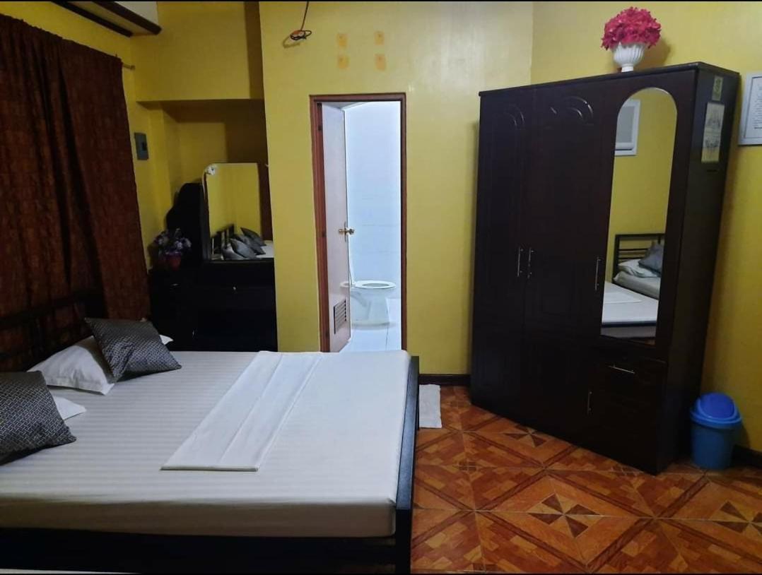 Bed and Breakfast Carribean Transient House Lucap Esterno foto