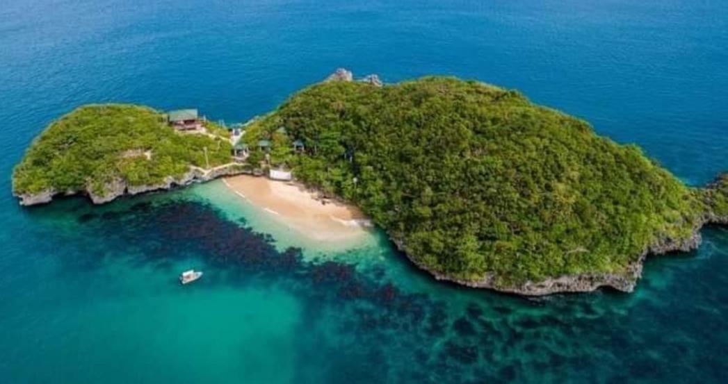 Bed and Breakfast Carribean Transient House Lucap Esterno foto