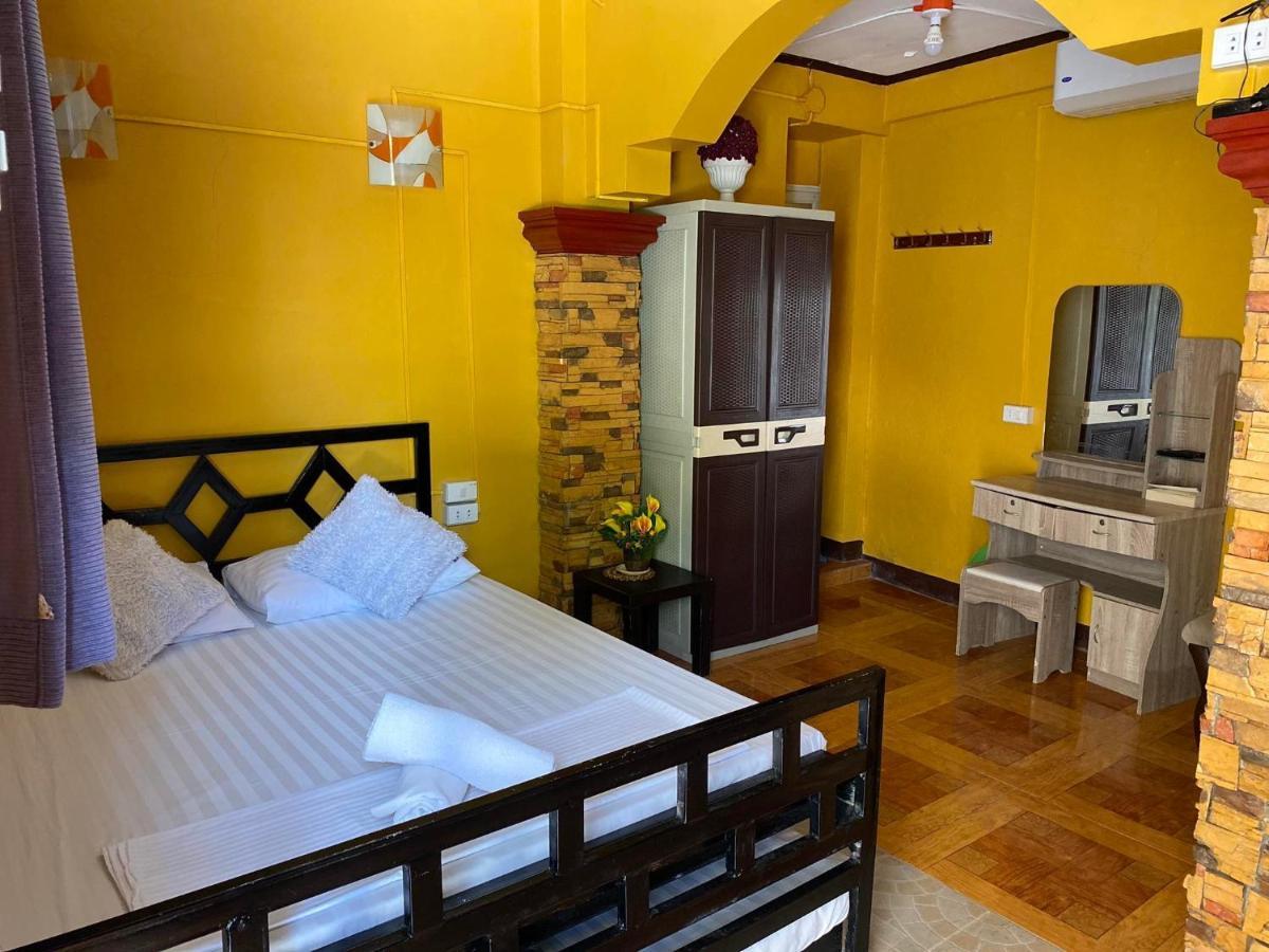 Bed and Breakfast Carribean Transient House Lucap Camera foto